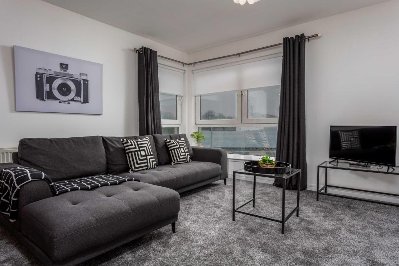 Walker Suite No73 - Donnini Apartments Kilmarnock Exterior photo